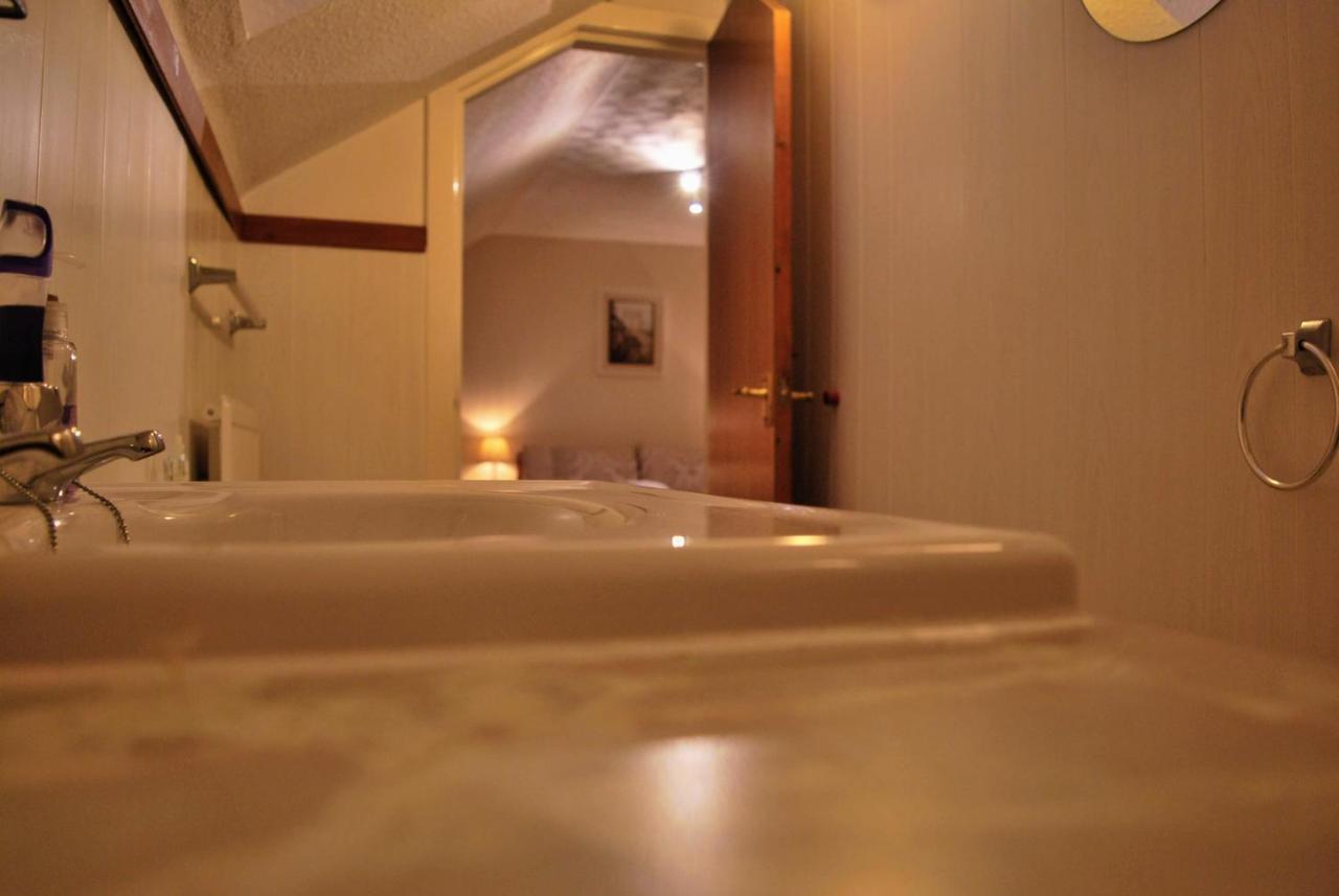 Bed and Breakfast Doric House Инвернесс Экстерьер фото